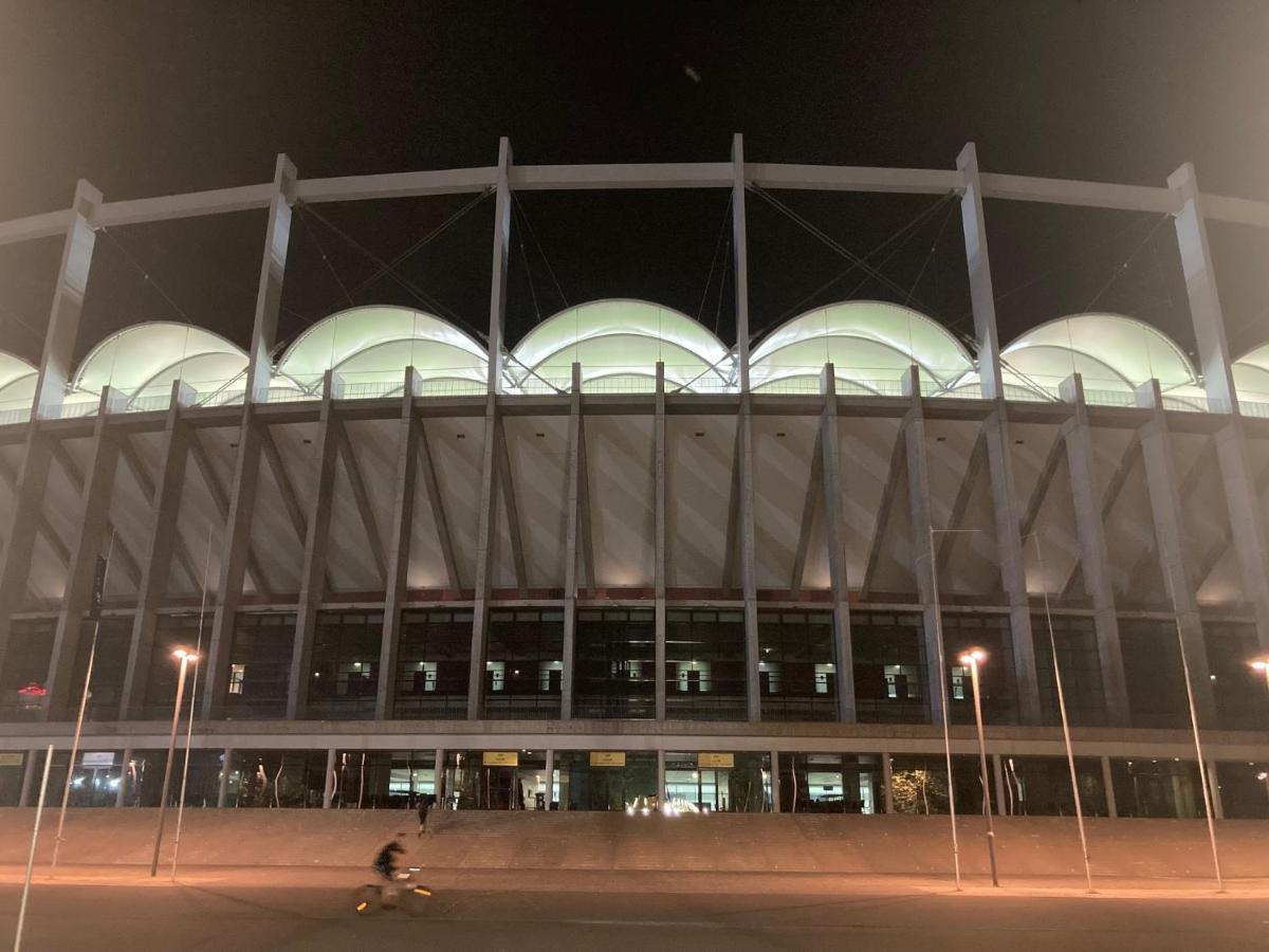 Royal Studio National Arena - Free Parking Bucarest Exterior foto